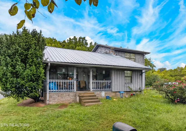 Single family home for sale at 558 Black Walnut St, Newport, TN 37821 | MLS# 3627558