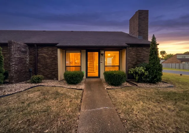 Photo 2 of Condo for sale at 100 Castlewood Ln, Lebanon, TN 37087 | MLS# 3602130 | Listing updated on 2026-10-06