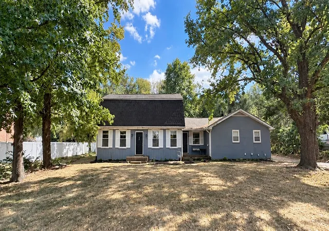 Photo 1 of Single family home for sale at 4059 Lake Pkwy, Hermitage, TN 37076 | MLS# 3601484 | Listing updated on 2026-09-26