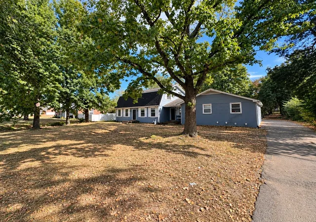 Photo 2 of Single family home for sale at 4059 Lake Pkwy, Hermitage, TN 37076 | MLS# 3601484 | Listing updated on 2026-09-26