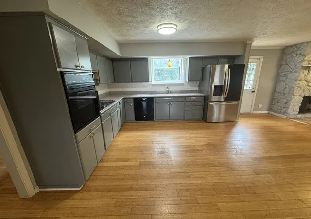 Photo 3 of Single family home for sale at 4059 Lake Pkwy, Hermitage, TN 37076 | MLS# 3601484 | Listing updated on 2026-10-10