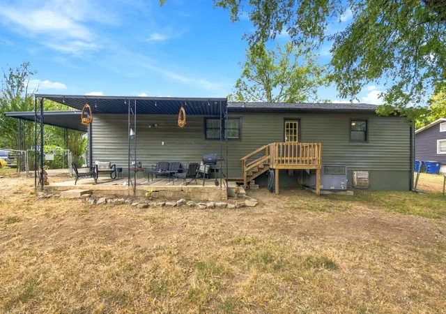 Photo 3 of Single family home for sale at 966 Horse Mountain Rd, Shelbyville, TN 37160 | MLS# 3601876 | Listing updated on 2026-10-04