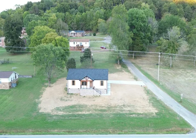 Photo 4 of Single family home for sale at 168 Turkey Crk Hwy, Carthage, TN 37030 | MLS# 3601534 | Listing updated on 2026-10-06