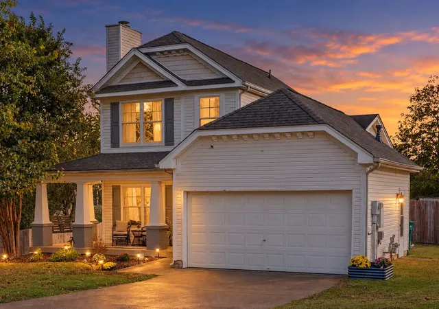 Photo 1 of Single family home for sale at 2663 Paradise Dr, Spring Hill, TN 37174 | MLS# 3613203 | Listing updated on 2026-10-08