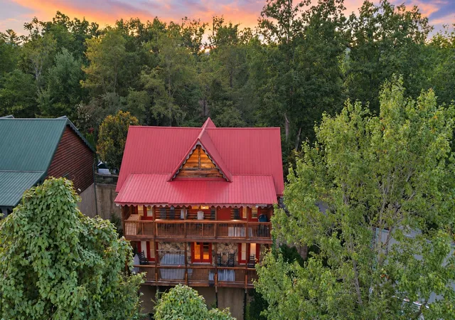 Photo 3 of Single family home for sale at 1757 Mountain Shadow Way, Gatlinburg, TN 37738 | MLS# 3602054 | Listing updated on 2026-10-06