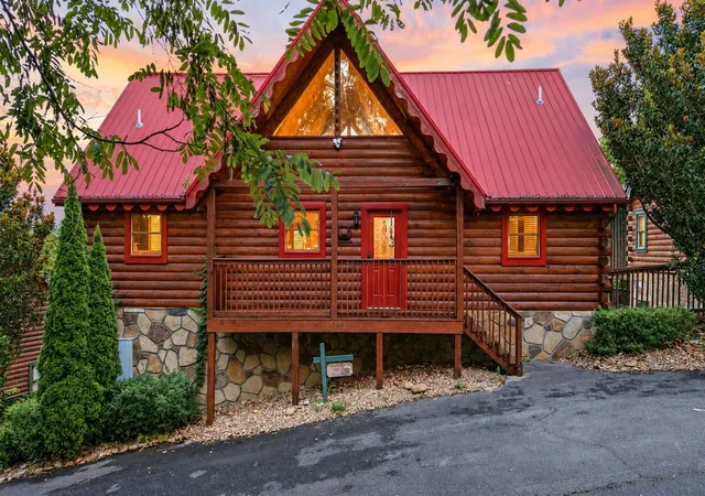 Photo 3 of Single family home for sale at 1757 Mountain Shadow Way, Gatlinburg, TN 37738 | MLS# 3602054 | Listing updated on 2026-10-06
