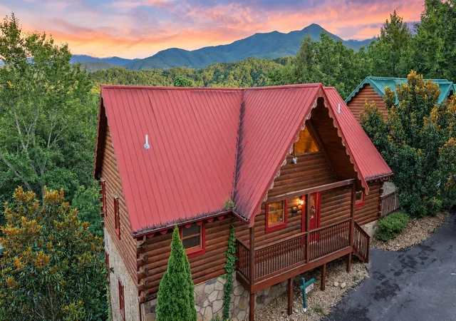 Photo 1 of Single family home for sale at 1757 Mountain Shadow Way, Gatlinburg, TN 37738 | MLS# 3602054 | Listing updated on 2026-10-06