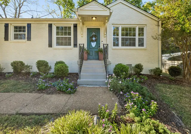 Photo 3 of Single family home for sale at 2104 Geneiva Dr, Nashville, TN 37216 | MLS# 3601695 | Listing updated on 2026-10-05