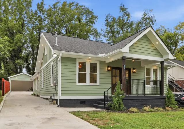 Photo 2 of Single family home for sale at 918 Petway Ave, Nashville, TN 37206 | MLS# 3601493 | Listing updated on 2026-09-26