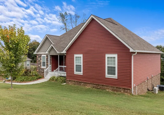 Photo 3 of Single family home for sale at 220 Timber Top Xing SE, Cleveland, TN 37323 | MLS# 3601523 | Listing updated on 2026-09-26