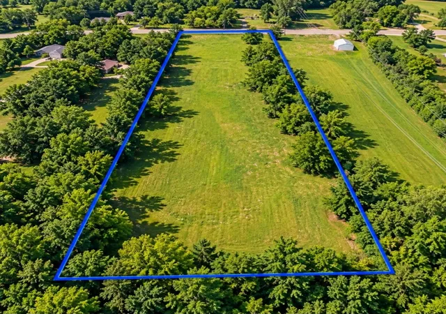 Photo 2 of Land for sale at 1103 Queener Rd, Loudon, TN 37774 | MLS# 3601541 | Listing updated on 2026-10-23