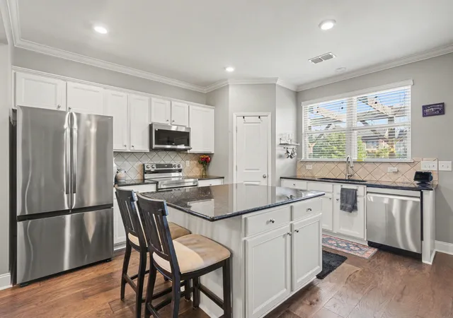 Photo 3 of Single family home for sale at 1038 Timbervalley Way, Spring Hill, TN 37174 | MLS# 3610104 | Listing updated on 2026-10-01