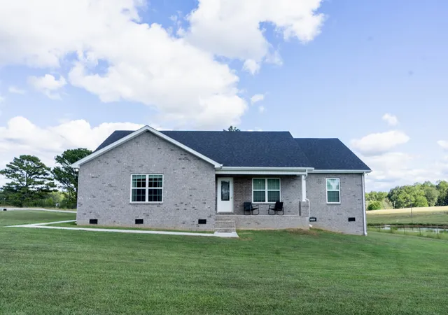 Photo 1 of Single family home for sale at 3 Browning Dr, Fayetteville, TN 37334 | MLS# 3602618 | Listing updated on 2026-09-29