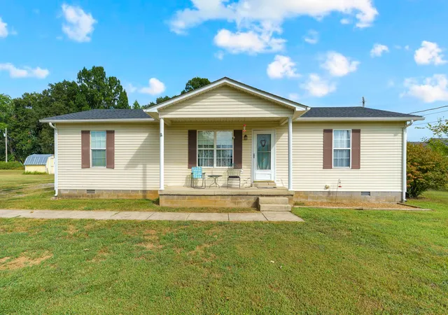 Photo 2 of Single family home for sale at 107 Cayenne Rd, Bell Buckle, TN 37020 | MLS# 3602420 | Listing updated on 2026-09-29