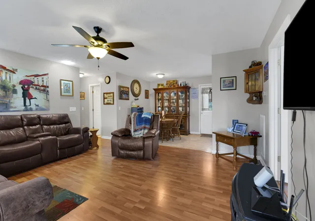 Photo 4 of Single family home for sale at 107 Cayenne Rd, Bell Buckle, TN 37020 | MLS# 3602420 | Listing updated on 2026-09-29