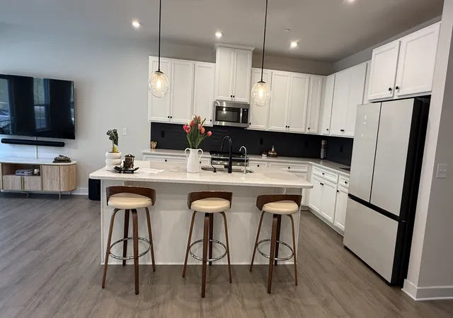 Photo 3 of Townhouse for sale at 1047 Mountain View Dr, Thompsons Station, TN 37179 | MLS# 3619700 | Listing updated on 2026-10-15