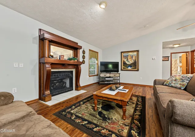 Photo 3 of Single family home for sale at 1533 Honey Bee Cvs Way, Pigeon Forge, TN 37863 | MLS# 3601559 | Listing updated on 2026-09-26