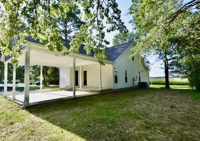 Photo 33 of Single family home for sale at 400 Carrie Ln, Loretto, TN 38469 | MLS# 3601576 | Listing updated on 2026-10-03