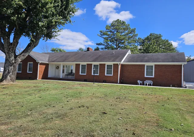 Photo 1 of Single family home for sale at 161 Old Hwy 52, Lafayette, TN 37083 | MLS# 3601604 | Listing updated on 2026-09-28