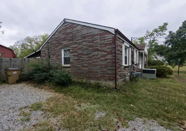 Photo 3 of Single family home for sale at 940 Snow Ave, Madison, TN 37115 | MLS# 3601900 | Listing updated on 2026-09-29
