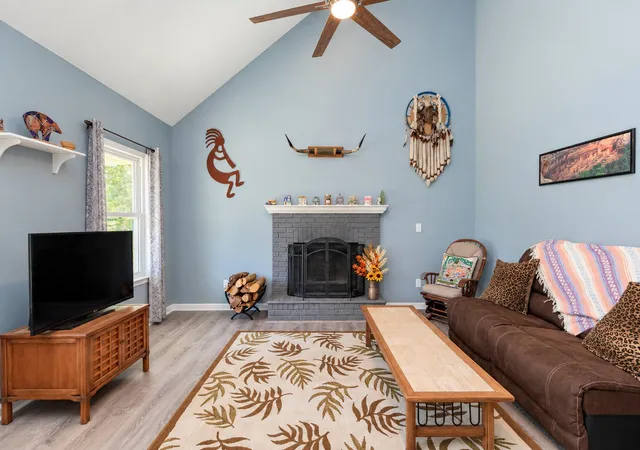 Photo 3 of Single family home for sale at 207 Louise Dr, White House, TN 37188 | MLS# 3601713 | Listing updated on 2026-10-04
