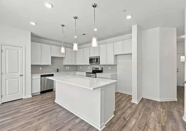 Photo 4 of Townhouse for sale at 405 Kingsbury Dr, Gallatin, TN 37066 | MLS# 3601651 | Listing updated on 2026-10-08