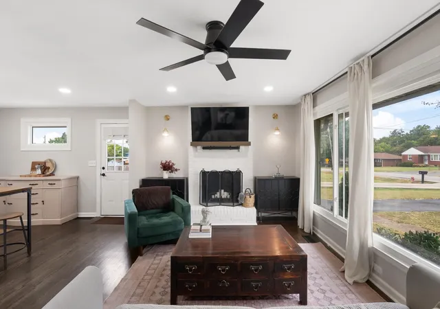 Photo 4 of Single family home for sale at 2641 Woodberry Dr, Nashville, TN 37214 | MLS# 3601667 | Listing updated on 2026-10-23