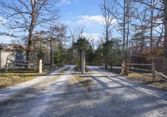 Photo 3 of Sale Pending at 11830 US 41, Monteagle, TN 37356 | MLS# 3601678 | Listing updated on 2026-10-05