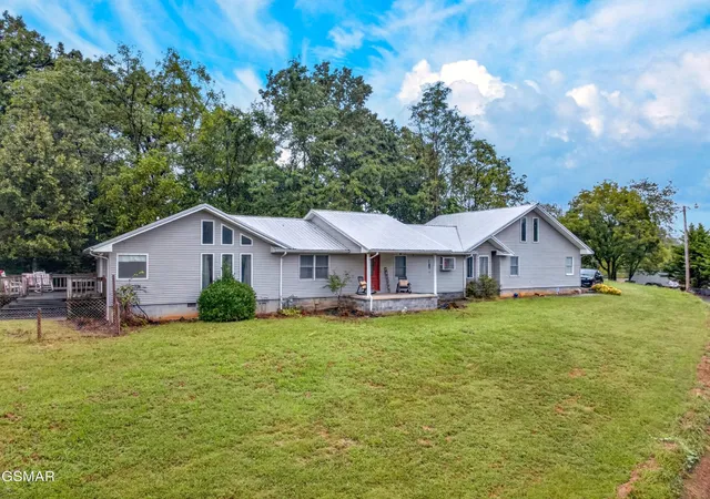 Photo 2 of Single family home for sale at 500 Mcsween Springs Rd, Newport, TN 37821 | MLS# 3601668 | Listing updated on 2026-09-26