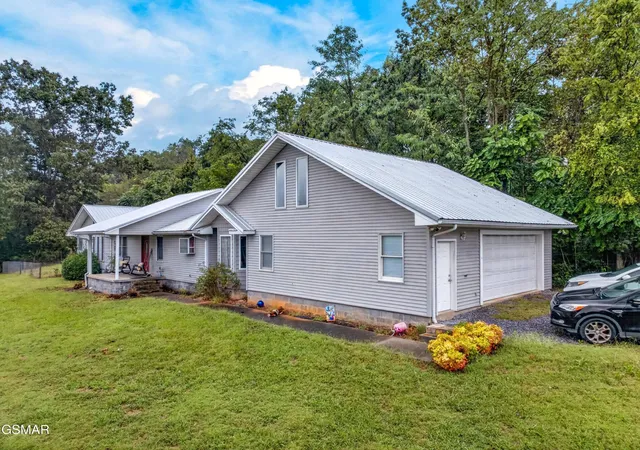 Photo 3 of Single family home for sale at 500 Mcsween Springs Rd, Newport, TN 37821 | MLS# 3601668 | Listing updated on 2026-09-26