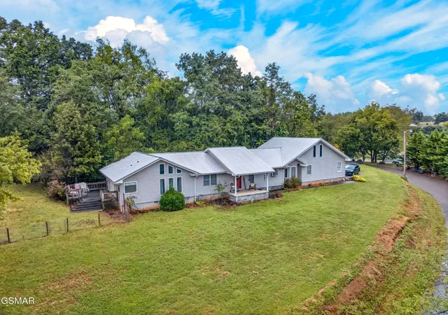 Photo 4 of Single family home for sale at 500 Mcsween Springs Rd, Newport, TN 37821 | MLS# 3601668 | Listing updated on 2026-09-26
