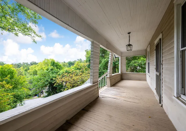 Photo 3 of Single family home for sale at 107 S Seminole Dr, Chattanooga, TN 37411 | MLS# 3601671 | Listing updated on 2026-09-26