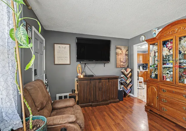 Photo 3 of Single family home for sale at 806 Hughes St, Spring Hill, TN 37174 | MLS# 3604073 | Listing updated on 2026-10-01