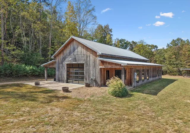 Photo 1 of Land for sale at 3600 Dee Oguin Rd, Pleasantville, TN 37033 | MLS# 3613257 | Listing updated on 2026-10-09