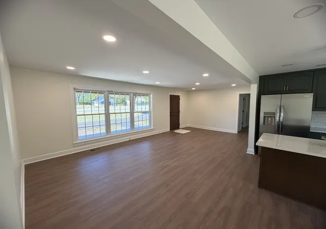 Photo 4 of Single family home for sale at 2464 Highway 43 S, Leoma, TN 38468 | MLS# 3602759 | Listing updated on 2026-10-05