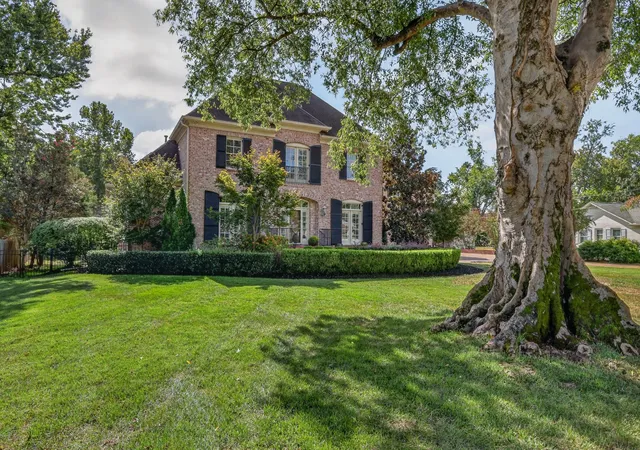 Photo 1 of Single family home for sale at 6003 Cargile Rd, Nashville, TN 37205 | MLS# 3609971 | Listing updated on 2026-10-05
