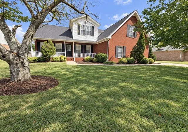 Photo 1 of Single family home for sale at 1818 Bridget Dr, Murfreesboro, TN 37129 | MLS# 3610457 | Listing updated on 2026-10-02
