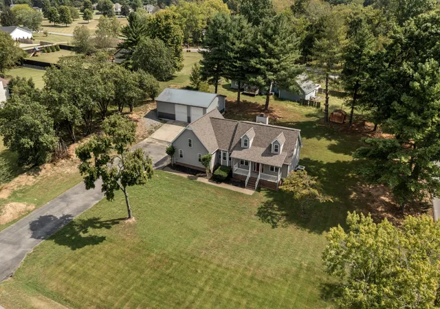 Photo 3 of Single family home for sale at 1166 S Wrights Ln, Gallatin, TN 37066 | MLS# 3601830 | Listing updated on 2026-10-05