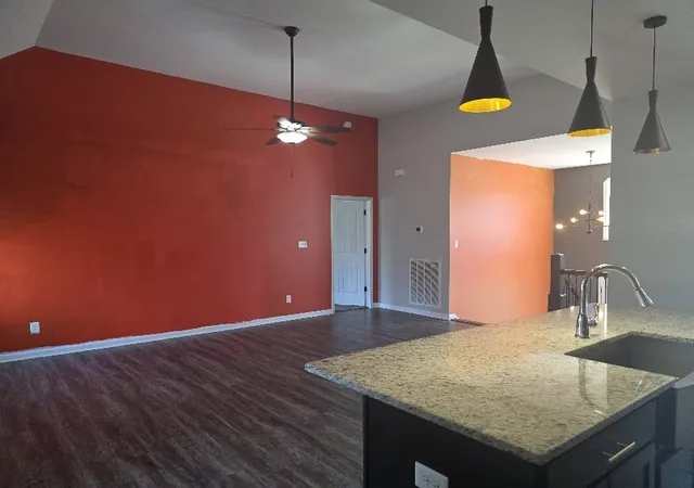 Photo 2 of Single family home for sale at 1505 Redrock Ct, Clarksville, TN 37043 | MLS# 3601718 | Listing updated on 2026-10-28