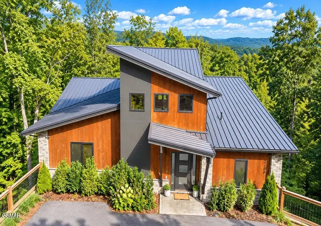 Single family home for sale at 2430 Cvs Mountain Ln, Sevierville, TN 37862 | MLS# 3601723