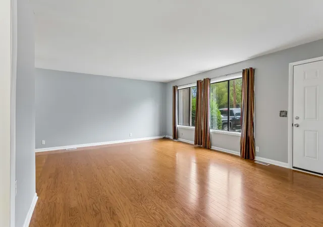 Photo 3 of Single family home for sale at 108 Doral Ct, Nashville, TN 37221 | MLS# 3602413 | Listing updated on 2026-10-29