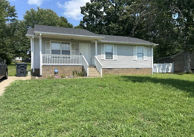 Photo 1 of Single family home for sale at 370 Hugh Hunter Rd, Oak Grove, KY 42262 | MLS# 3601811 | Listing updated on 2026-09-27