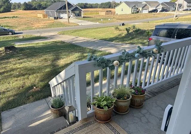 Photo 3 of Single family home for sale at 370 Hugh Hunter Rd, Oak Grove, KY 42262 | MLS# 3601811 | Listing updated on 2026-10-02