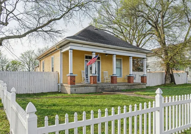 Photo 2 of Single family home for sale at 1512 Meridian St, Nashville, TN 37207 | MLS# 3601760 | Listing updated on 2026-10-05