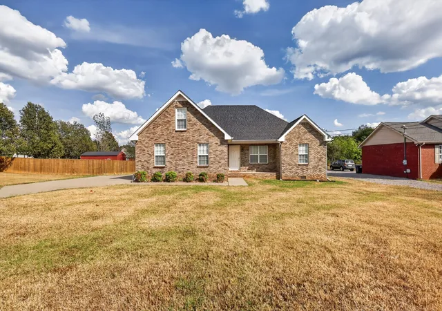 Photo 3 of Single family home for sale at 1036 Auldridge Dr, Christiana, TN 37037 | MLS# 3602289 | Listing updated on 2026-10-10