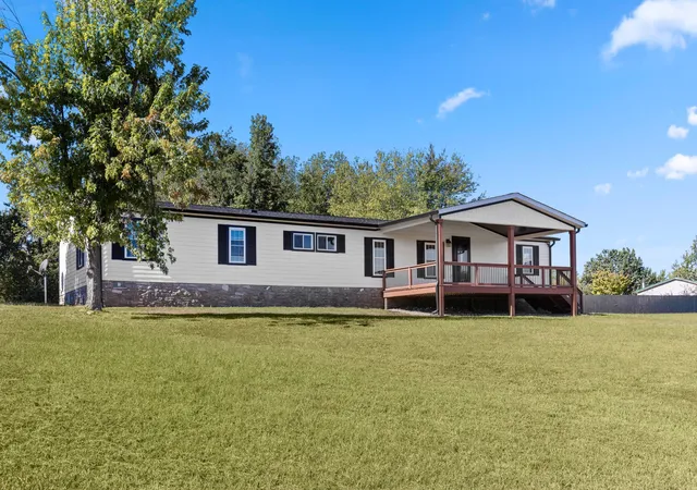 Photo 2 of Manufactured home for sale at 284 Paul Thompson Rd, Bethpage, TN 37022 | MLS# 3601802 | Listing updated on 2026-10-02