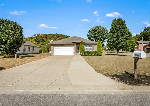 Photo 3 of Single family home for sale at 2163 Spring Hl Cir, Spring Hill, TN 37174 | MLS# 3603161 | Listing updated on 2026-10-02