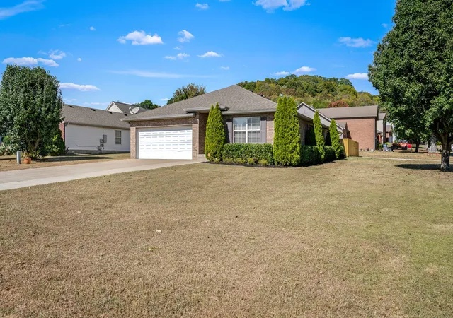 Photo 3 of Single family home for sale at 2163 Spring Hl Cir, Spring Hill, TN 37174 | MLS# 3603161 | Listing updated on 2026-10-02