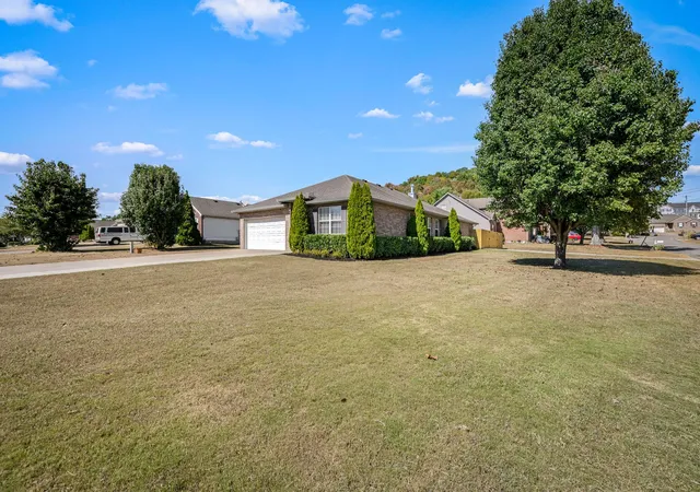 Photo 4 of Single family home for sale at 2163 Spring Hl Cir, Spring Hill, TN 37174 | MLS# 3603161 | Listing updated on 2026-10-02