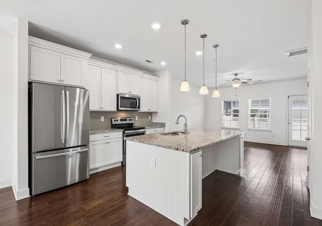 Photo 2 of Townhouse for sale at 253 Mary Ann Cir, Spring Hill, TN 37174 | MLS# 3610256 | Listing updated on 2026-10-02